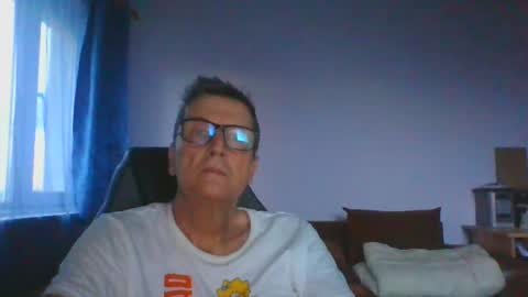 ulmeni4 online show from July 2026 06:04:02 PM