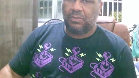 Snapshot of ulmo_br chatting on October 2025 12:26:01 AM ulmo_br online show from October 2025 12:26:01 AM