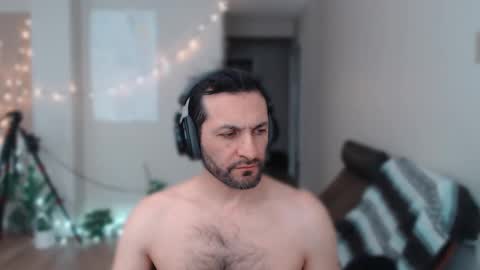 ultratoaster online show from January 2025 08:43:01 PM