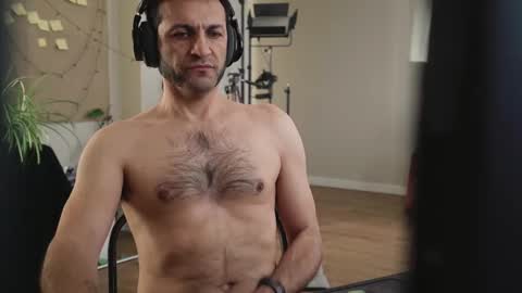 ultratoaster online show from March 2025 08:45:02 PM