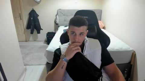 hi im mike tyson -  online show from September 2025 08:10:02 PM