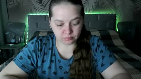 Snapshot of ulystar chatting on April 2026 05:25:01 AM Ulyana online show from April 2026 05:25:01 AM