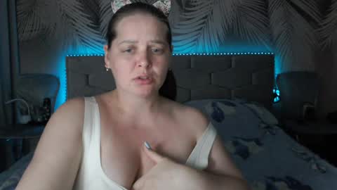 Snapshot of ulystar chatting on July 2026 07:09:02 AM Ulyana online show from July 2026 07:09:02 AM