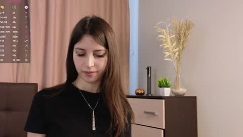 Liliane online show from June 2026 05:43:02 AM
