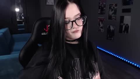 Julia online show from January 2025 01:45:02 AM