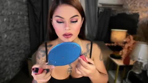 Snapshot of unbotheredprincess chatting on February 2025 09:17:02 AM Lady tan online show from February 2025 09:17:02 AM