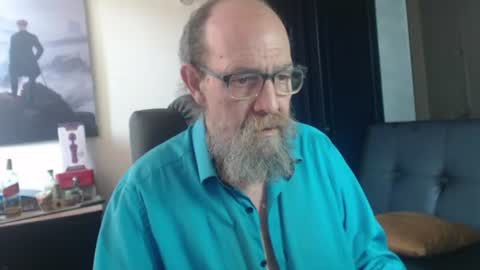 Uncle Hottie online show from July 2026 05:52:01 PM