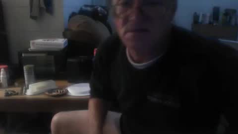 Snapshot of unclemuff chatting on February 2026 04:59:02 PM unclemuff online show from February 2026 04:59:02 PM