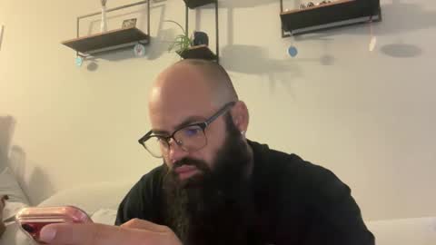 uncutbeard129840 online show from April 2026 01:44:01 PM