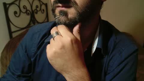 Giov online show from November 2025 04:51:02 PM