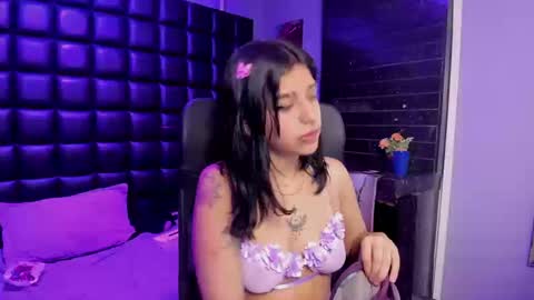 UnderBaby online show from September 2025 03:52:02 AM