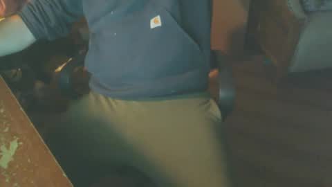 Snapshot of underwmr chatting on December 2024 07:20:01 AM matt online show from December 2024 07:20:01 AM