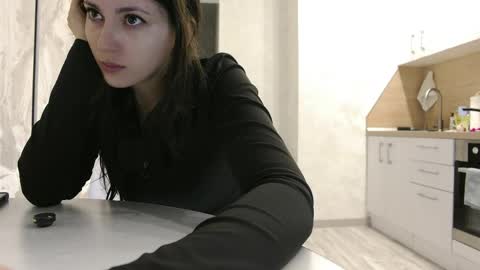 uninvited_raccoon online show from May 2026 12:38:01 AM