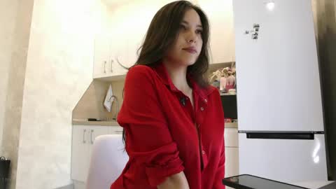 uninvited_raccoon online show from June 2026 02:03:01 AM