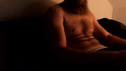 Snapshot of unknownbeard89 chatting on December 2024 03:36:02 PM unknownbeard89 online show from December 2024 03:36:02 PM