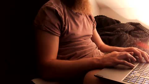 Snapshot of unknownbeard89 chatting on February 2025 01:37:02 PM unknownbeard89 online show from February 2025 01:37:02 PM