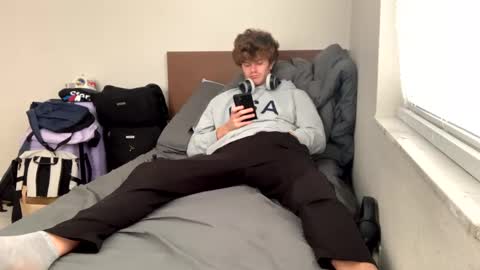 Stepbro online show from January 2025 07:49:01 PM