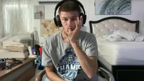 Stepbro online show from February 2025 04:26:01 PM