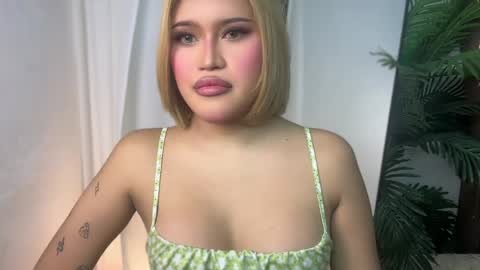 ur_bombshellpatty online show from May 2026 05:29:02 PM