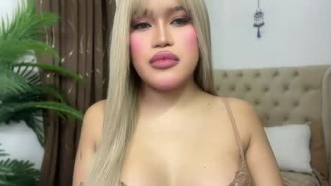 ur_bombshellpatty online show from May 2026 05:40:01 PM