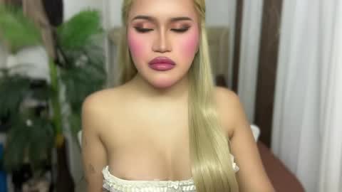 ur_bombshellpatty online show from May 2026 07:09:02 PM