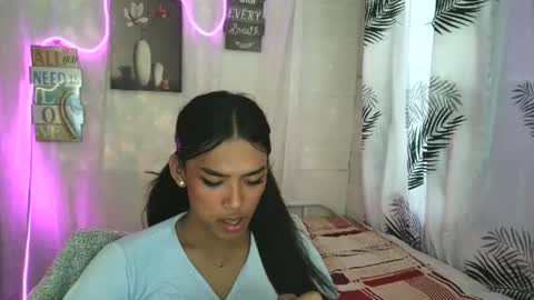 ur_dazzlingmorenaxx online show from April 2026 03:37:02 AM