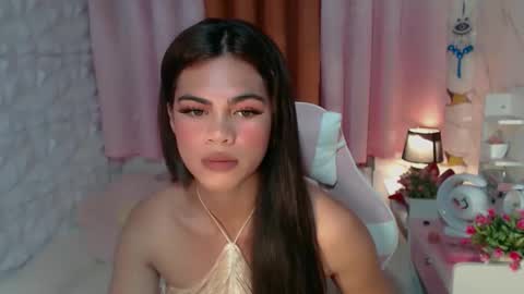 ur_dollxxx online show from October 2025 11:13:01 PM