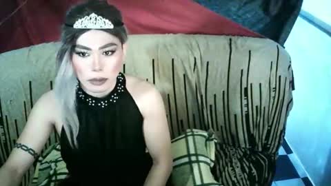 MISS ANNA online show from April 2026 06:10:01 PM