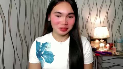 QUEENSY online show from October 2025 04:34:02 AM