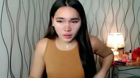 QUEENSY online show from November 2025 02:44:01 AM