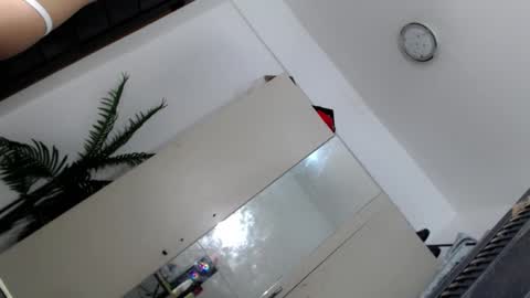 Cleo online show from November 2025 01:46:01 PM