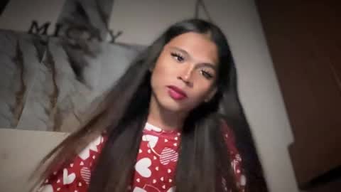 ur_new_obsession online show from May 2026 02:22:01 PM