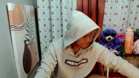 Dave online show from February 2025 08:45:02 PM