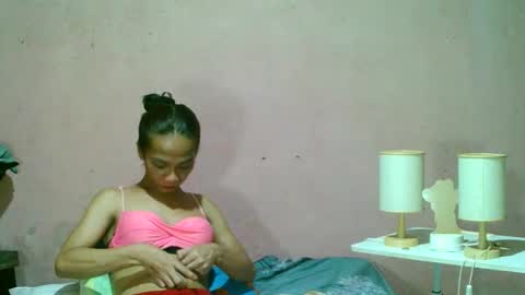 ur_sexybabe_ehra online show from September 2025 05:48:01 PM