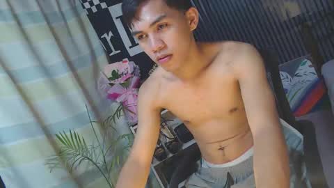 ur_shan21 online show from April 2026 04:06:02 PM