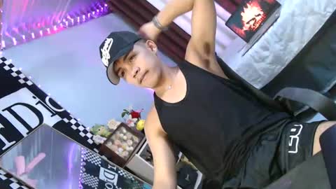 ur_shan21 online show from July 2026 03:38:01 PM