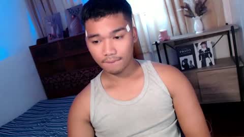 Snapshot of urasian_jpxx chatting on June 2026 07:51:01 AM JAMES online show from June 2026 07:51:01 AM