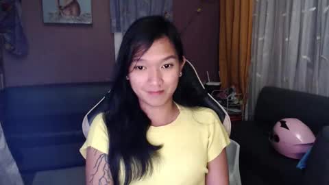 NEWRA  ALLISON online show from November 2025 05:23:01 PM