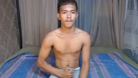 Snapshot of urasian_rey chatting on August 2026 01:14:01 PM urasian_rey online show from August 2026 01:14:01 PM