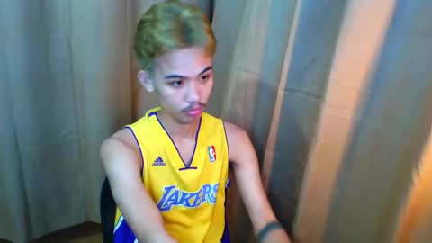 Snapshot of urasiancumboix2 chatting on June 2026 10:15:01 PM urasiancumboix2 online show from June 2026 10:15:01 PM
