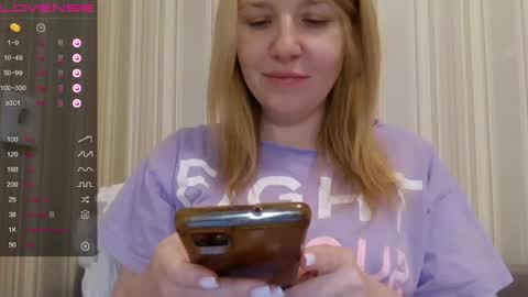 urbadkitty online show from December 2024 12:58:02 PM