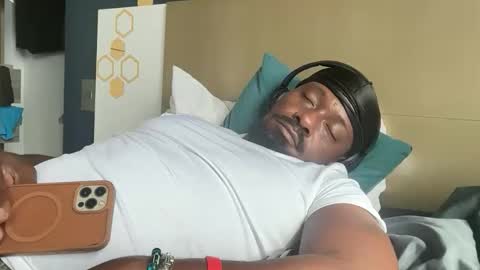 urbandick5 online show from April 2026 07:58:01 PM