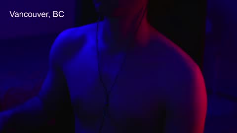 urboytoy_512 online show from September 2025 06:51:02 PM