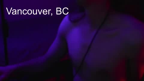 urboytoy_512 online show from December 2025 08:40:01 PM