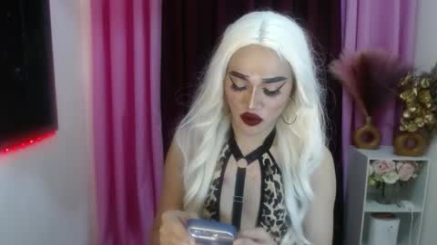 Snapshot of urcumgirlasiants chatting on September 2025 04:11:01 PM KENDALL online show from September 2025 04:11:01 PM