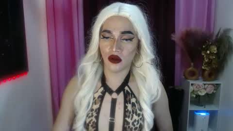 Snapshot of urcumgirlasiants chatting on October 2025 09:46:01 PM KENDALL online show from October 2025 09:46:01 PM