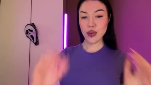 Margo online show from November 2025 12:07:01 PM