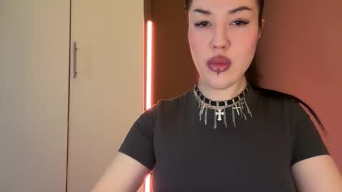 Margo online show from November 2025 08:13:02 AM