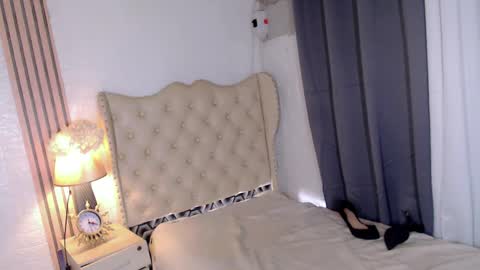 urdream_bride online show from February 2025 04:00:02 AM