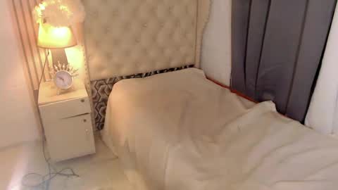 urdream_bride online show from February 2025 06:53:01 PM